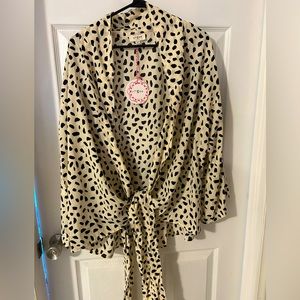 Leopard print umgee wrap